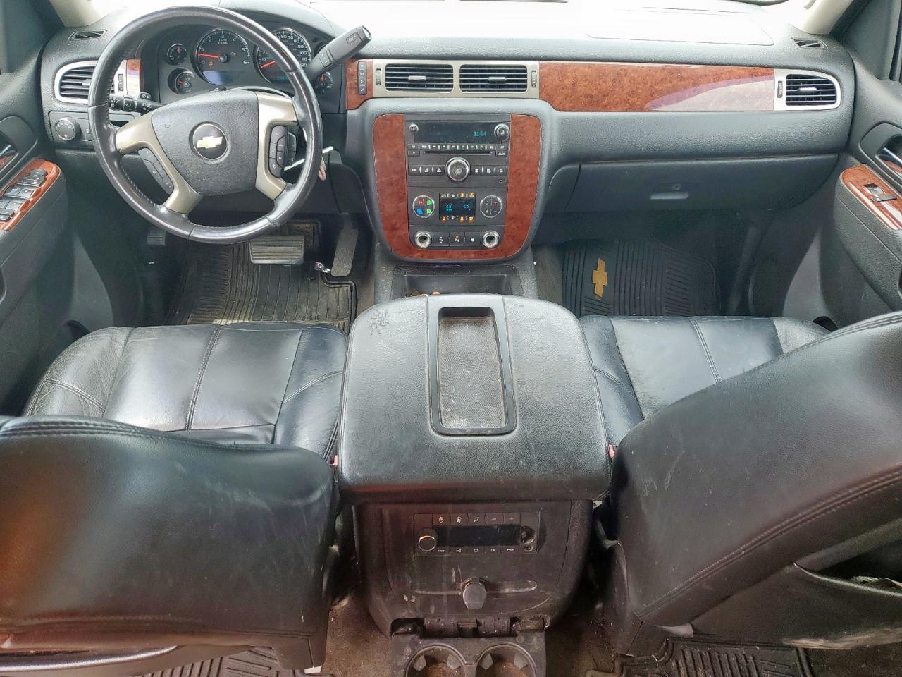 2011 Chevrolet Suburban C1500 Lt VIN: 1GNSCJE02BR390331 Lot: 68416815