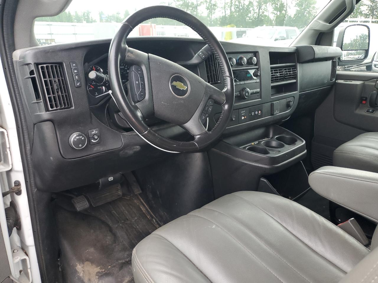 2020 Chevrolet Express G2500 VIN: 1GCWGAFG2L1263265 Lot: 68160305