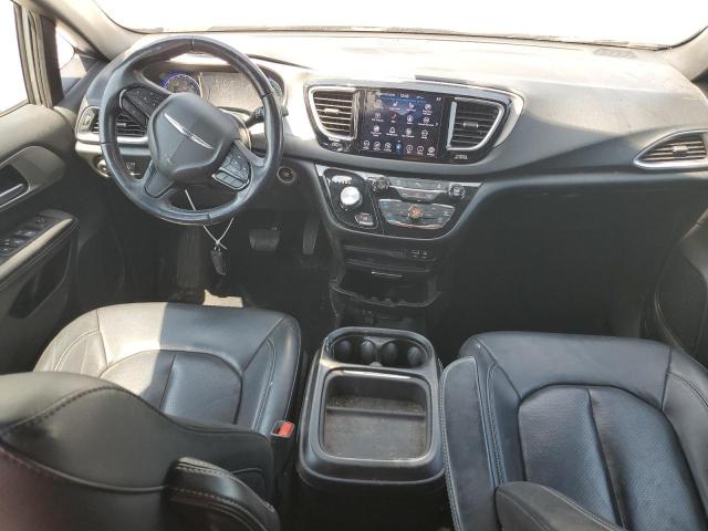  CHRYSLER PACIFICA 2018 Srebrny