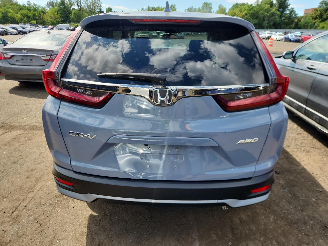 2022 Honda Cr-V Ex VIN: 2HKRW2H53NH670413 Lot: 69889875