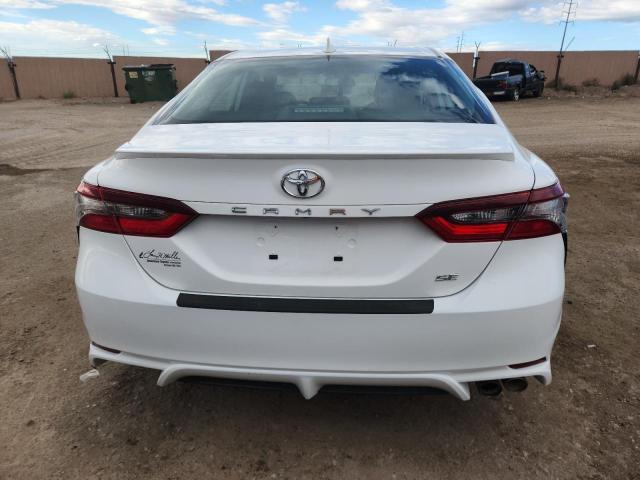  TOYOTA CAMRY 2022 Biały