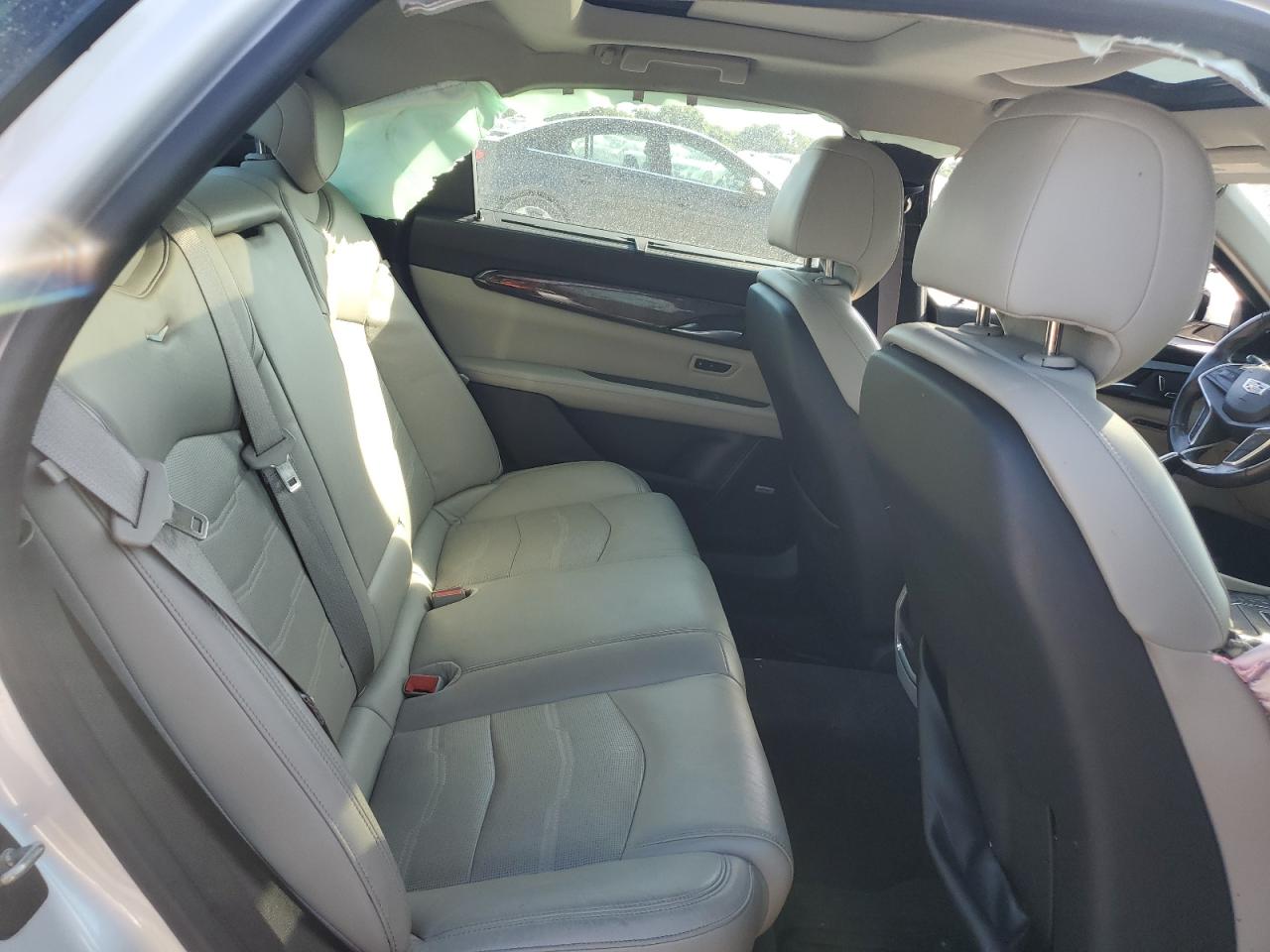 2017 Cadillac Ct6 Luxury VIN: 1G6KD5RS1HU204358 Lot: 68110235