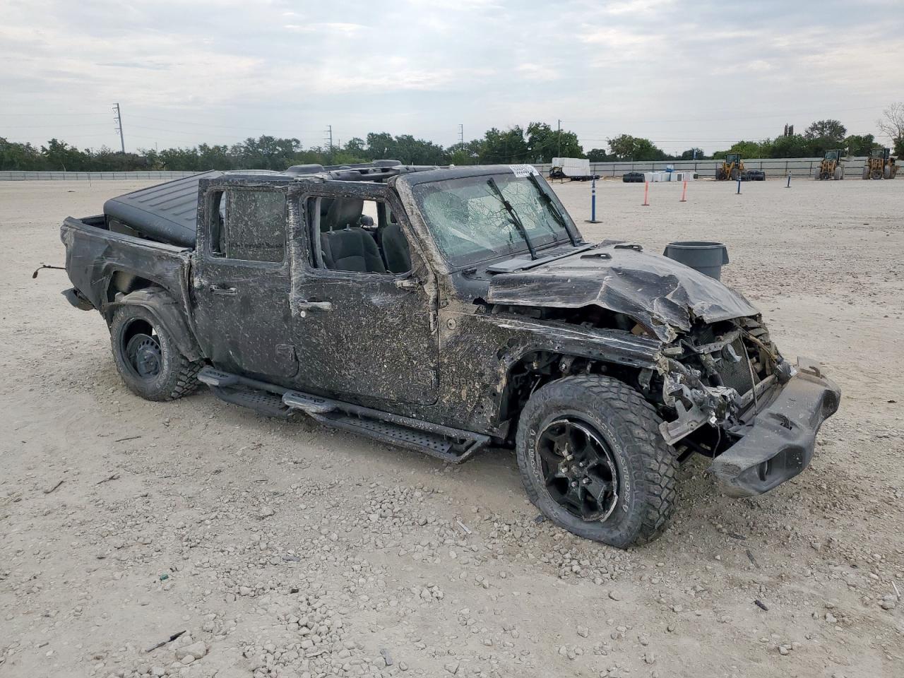 2020 Jeep Gladiator Sport VIN: 1C6HJTAG2LL137707 Lot: 69995015