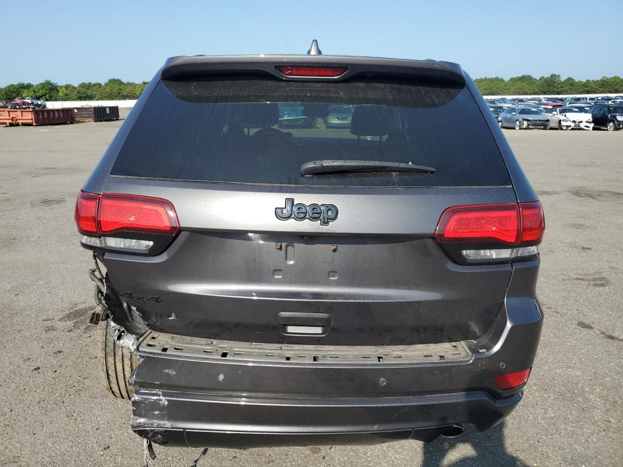 2018 Jeep Grand Cherokee Laredo VIN: 1C4RJFAG2JC119025 Lot: 67789335