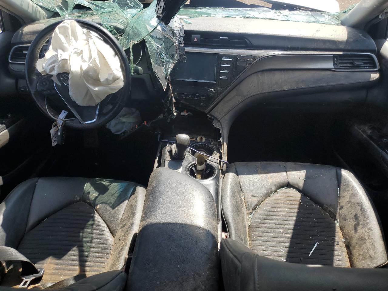 2019 Toyota Camry L VIN: 4T1B11HK9KU769783 Lot: 68996215