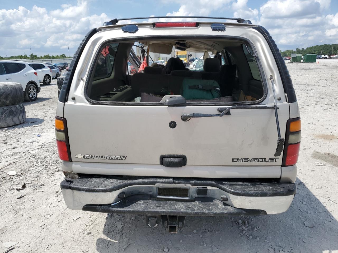 2005 Chevrolet Suburban C1500 VIN: 3GNEC16Z25G278515 Lot: 84981245