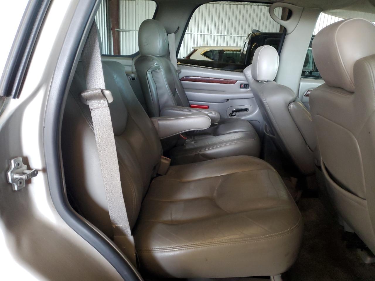 2005 Cadillac Escalade Luxury VIN: 1GYEK63N75R148489 Lot: 68218025