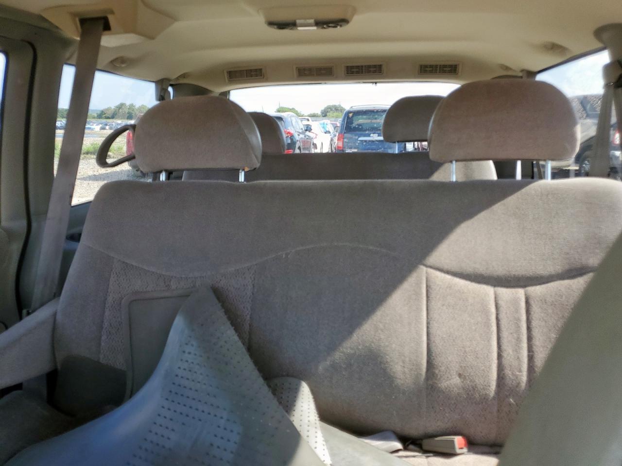 2001 Chevrolet Astro VIN: 1GNDM19WX1B106200 Lot: 68921015