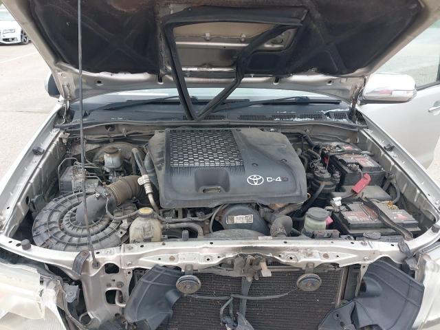 2011 TOYOTA HILUX INVINCIBLE D/CAB PICK UP 3.0 D-4D 4WD 171 AUTO