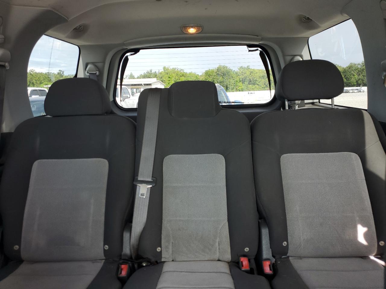 2004 Ford Expedition Xlt VIN: 1FMPU16L44LB19745 Lot: 69762435