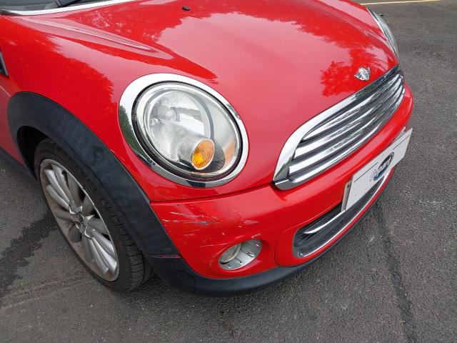 2011 MINI COOPER 