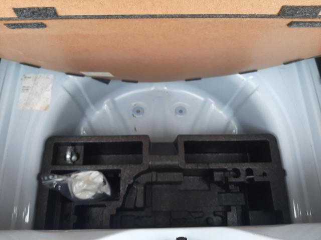 2013 VOLKSWAGEN MOVE UP