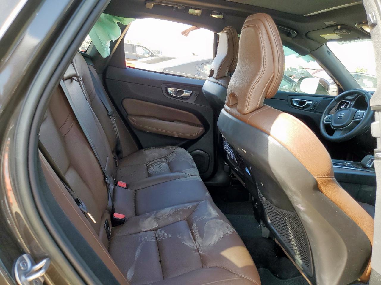 2022 Volvo Xc60 B5 Momentum VIN: YV4L12DK6N1086558 Lot: 70939885