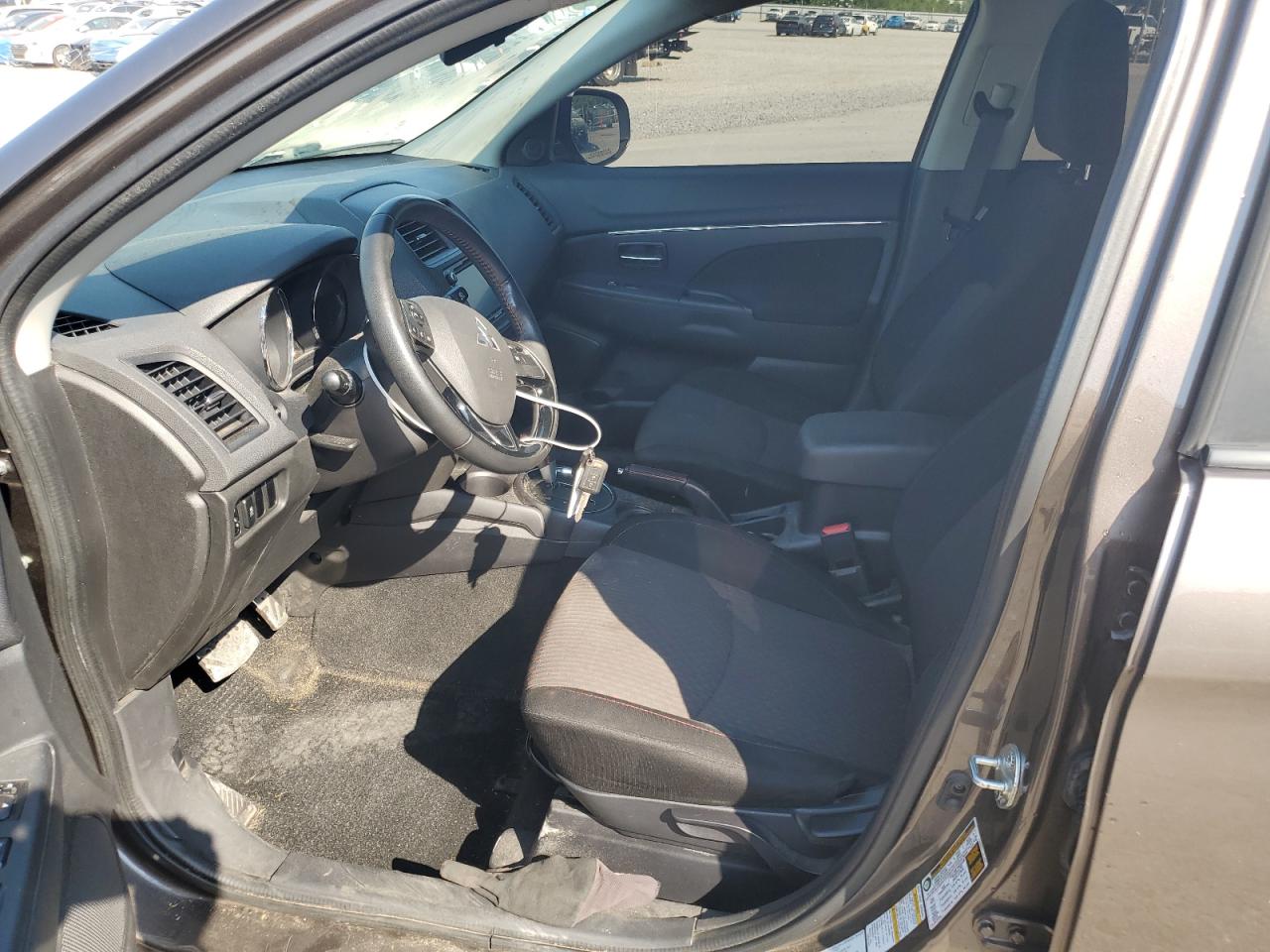 2017 Mitsubishi Outlander Sport Es VIN: JA4AP3AUXHZ043975 Lot: 68467355