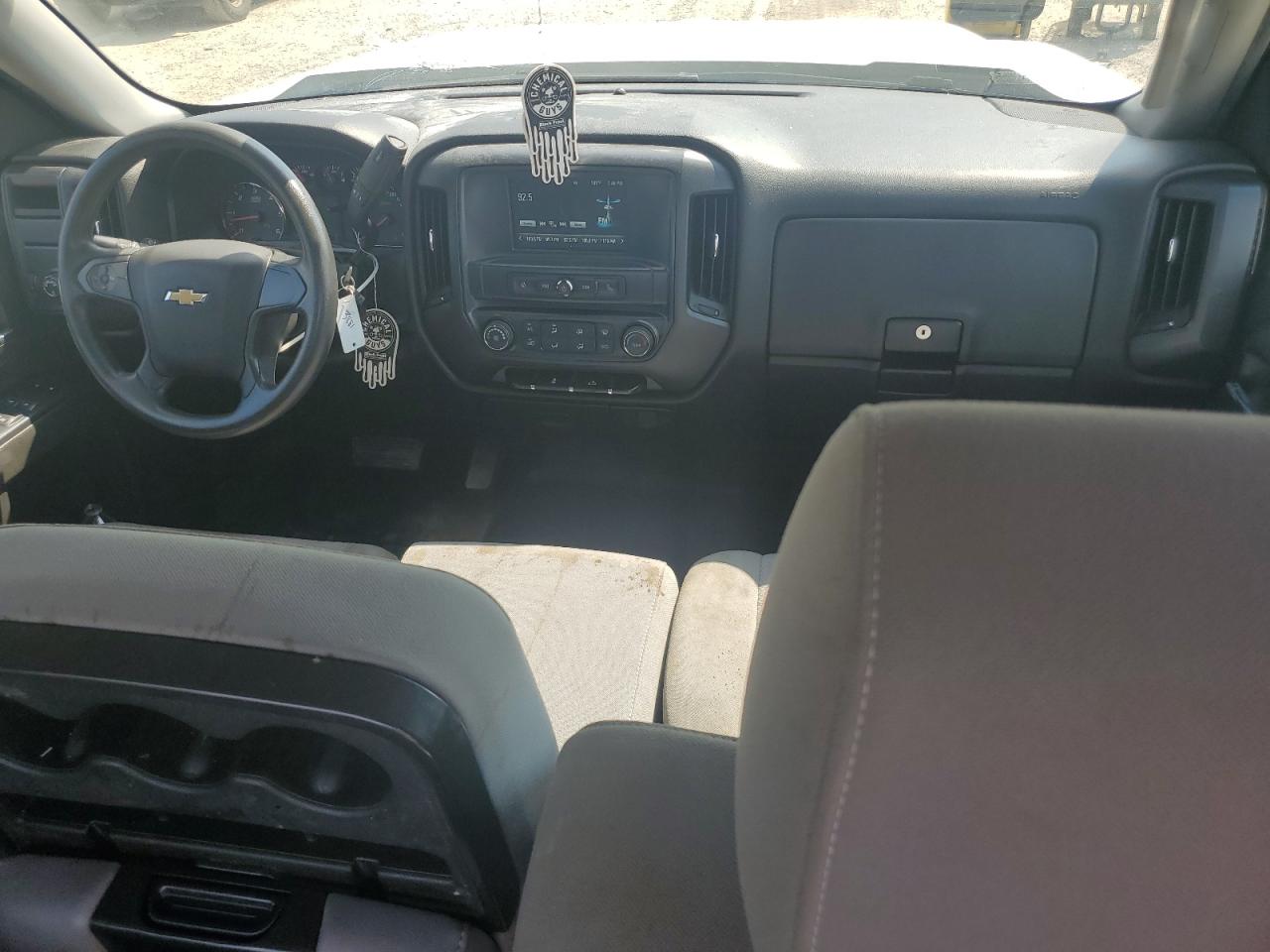 2018 Chevrolet Silverado C1500 VIN: 1GCRCNEH1JZ230430 Lot: 69854615