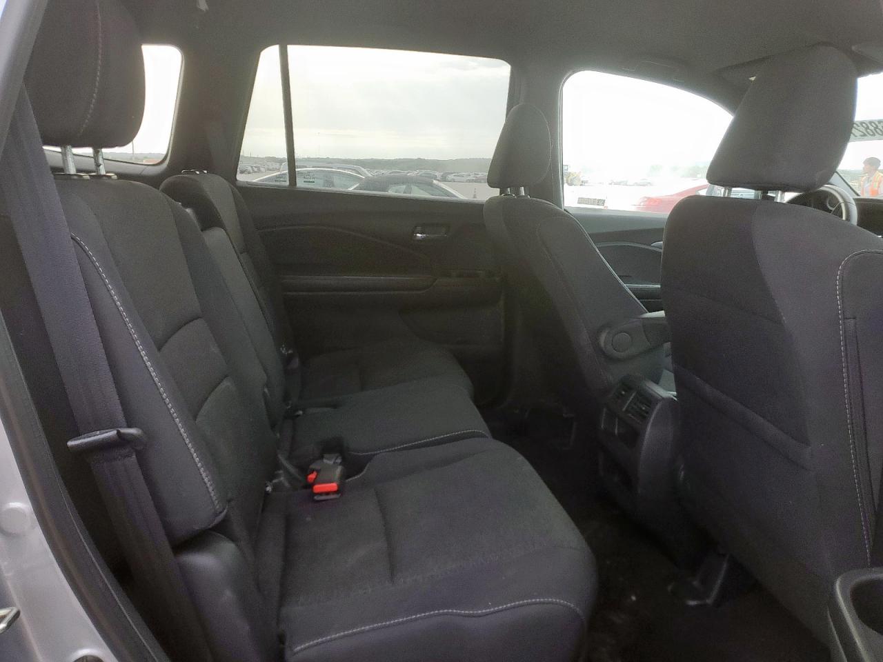 2019 Honda Passport Sport VIN: 5FNYF7H24KB009207 Lot: 66882725