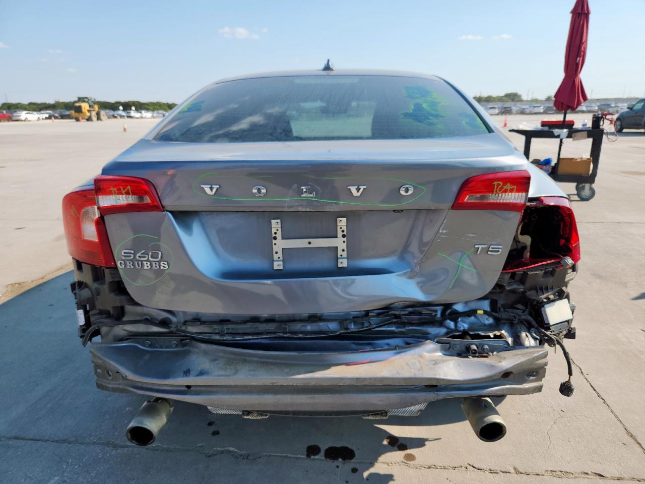 2017 Volvo S60 VIN: YV126MFL8H2438419 Lot: 70276545