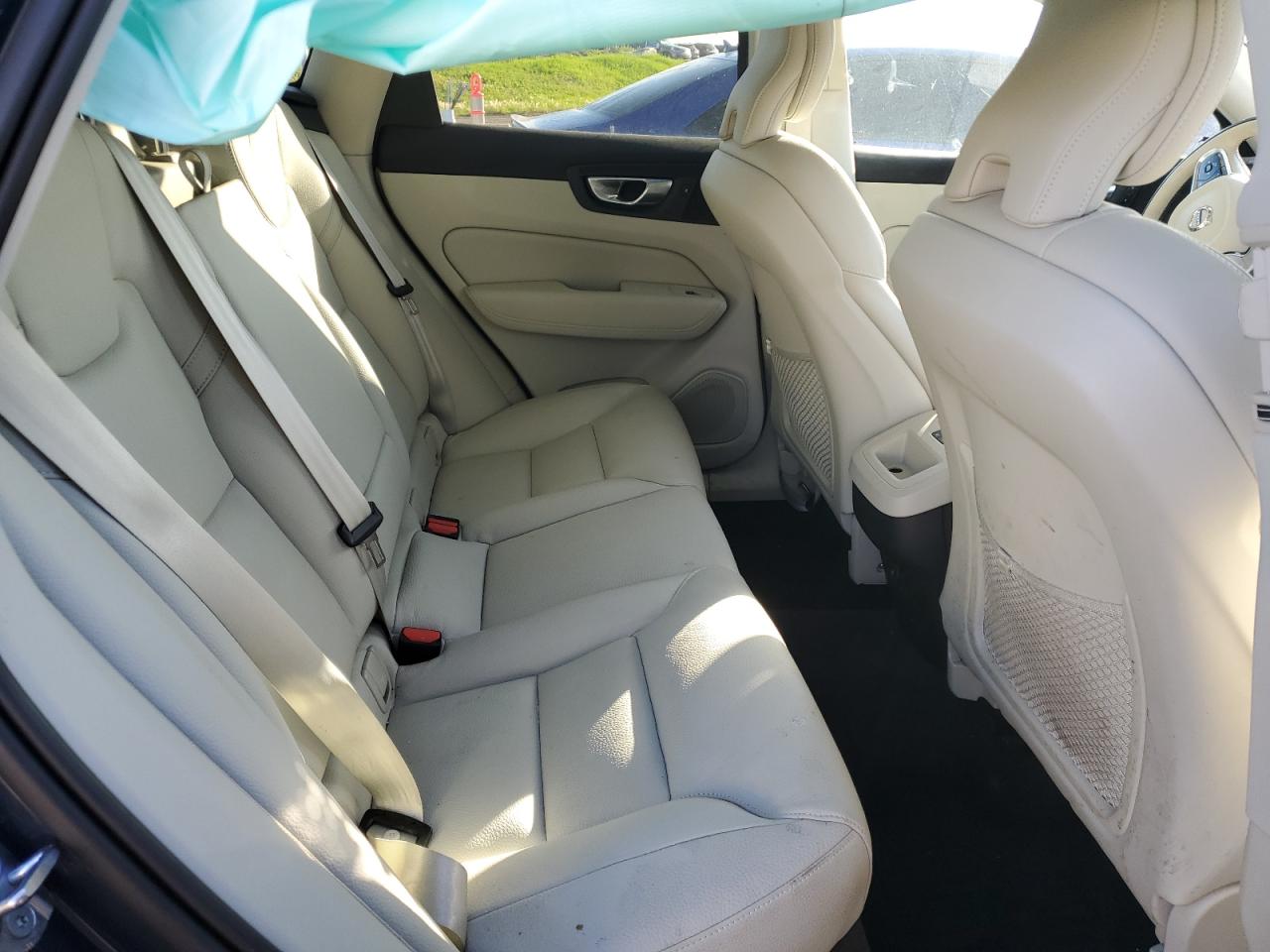 2024 Volvo Xc60 Core VIN: LYVL12RKXRB833556 Lot: 68679435