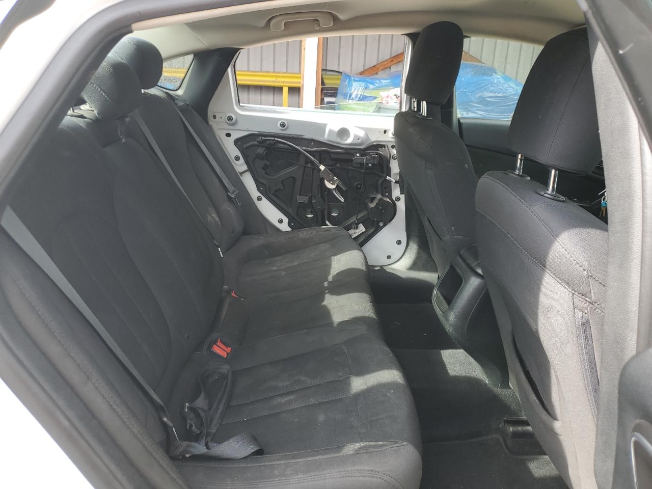 2016 Chrysler 200 Limited VIN: 1C3CCCABXGN159406 Lot: 68306055