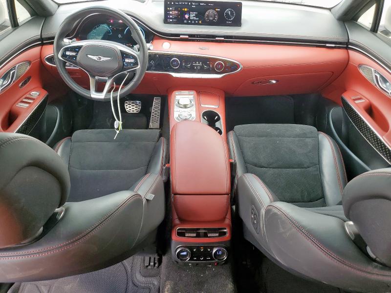  GENESIS GV70 BASE 2022 Белы