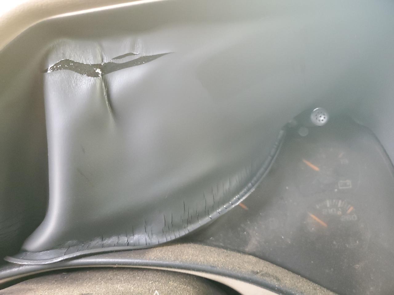 2004 Chevrolet Tahoe C1500 VIN: 1GNEC13ZX4J127939 Lot: 70814515