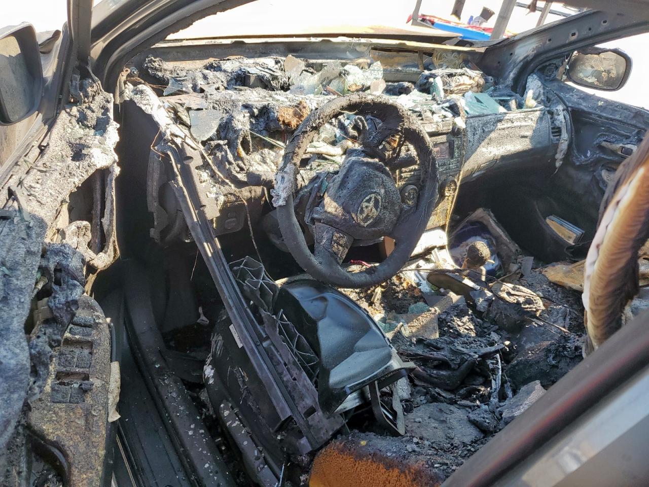 2011 Toyota Corolla Base VIN: 2T1BU4EEXBC640797 Lot: 67406435