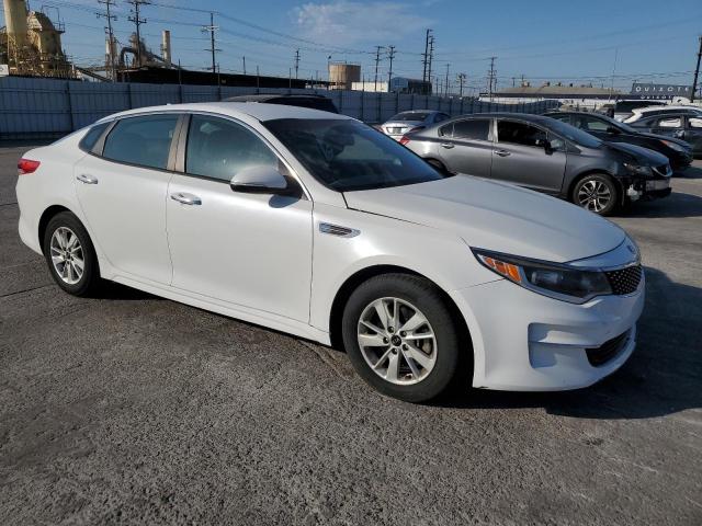  KIA OPTIMA 2018 Белы