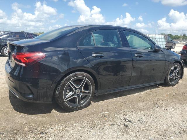  MERCEDES-BENZ A-CLASS 2020 Czarny
