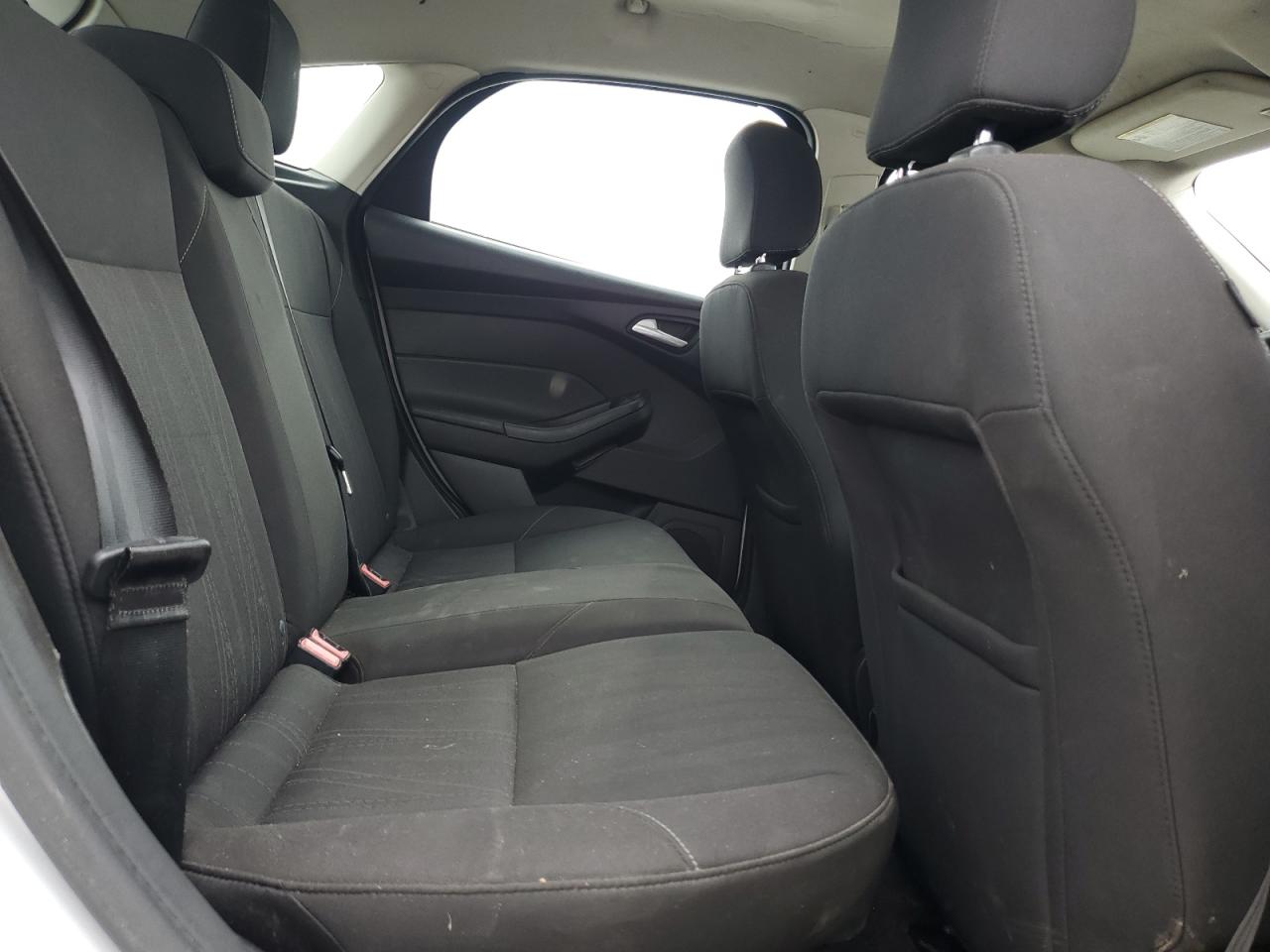 2015 Ford Focus Se VIN: 1FADP3K21FL222606 Lot: 67360655