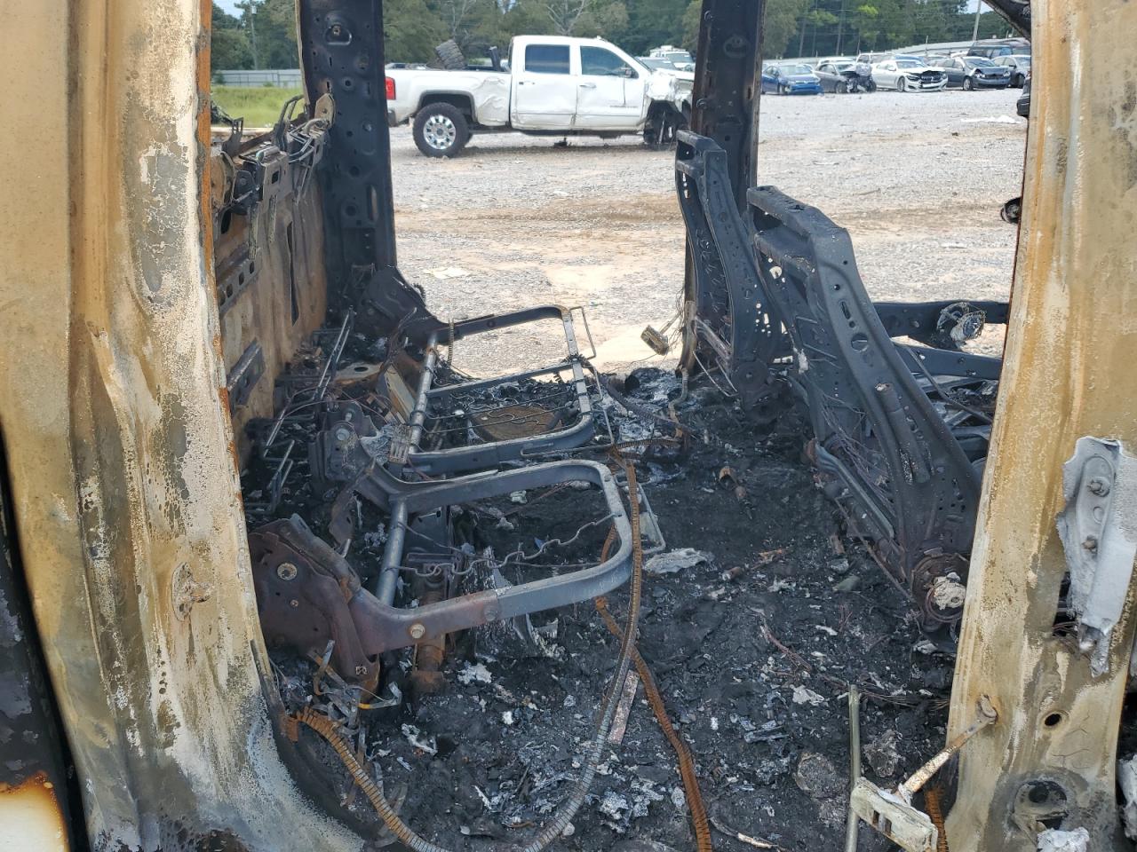 2020 GMC Sierra K1500 Sle VIN: 3GTU9BED2LG194884 Lot: 70138655