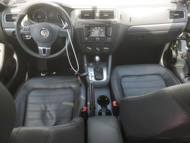  VOLKSWAGEN JETTA 2014 Srebrny