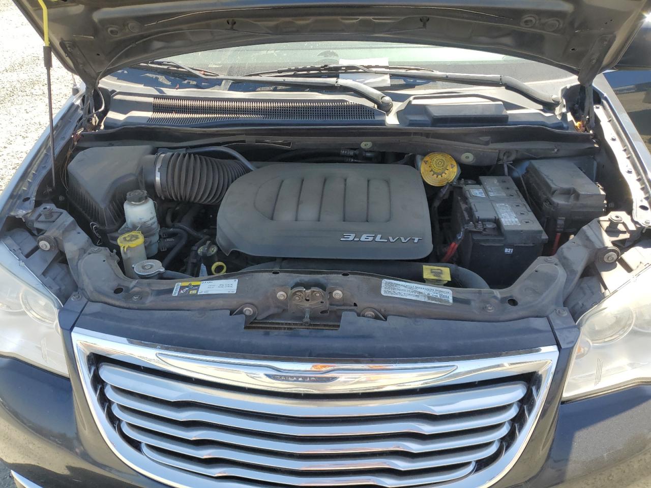 2014 Chrysler Town & Country Touring VIN: 2C4RC1BG4ER399135 Lot: 69136835