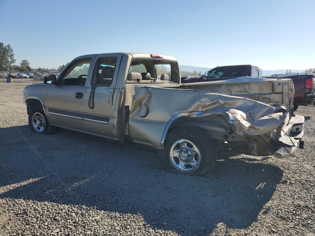 2004 Chevrolet Silverado C1500 beige pickup gas 1GCEC19X84Z307355 photo #3