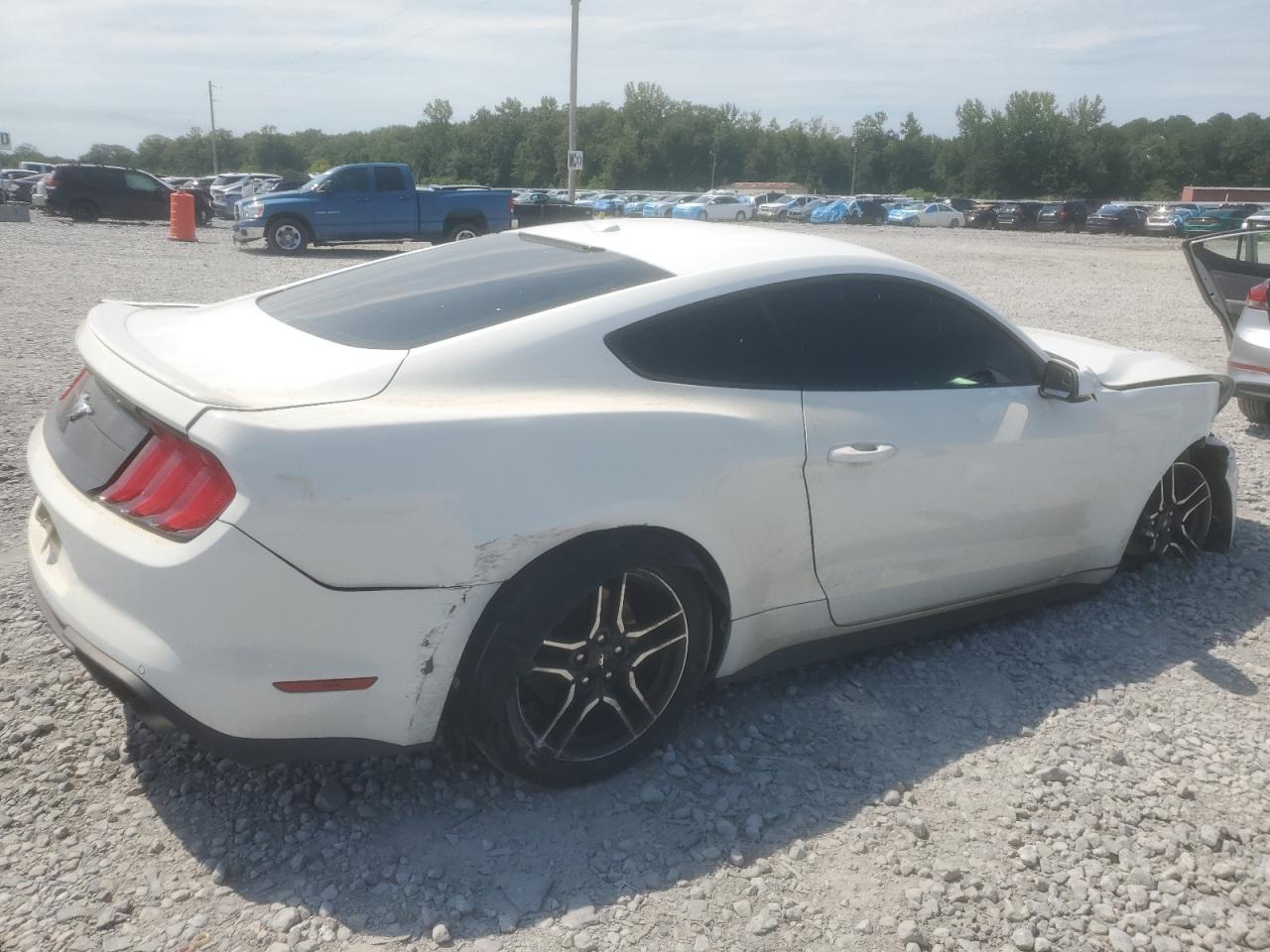 2019 Ford Mustang white null gas 1FA6P8TH1K5172510 photo #4