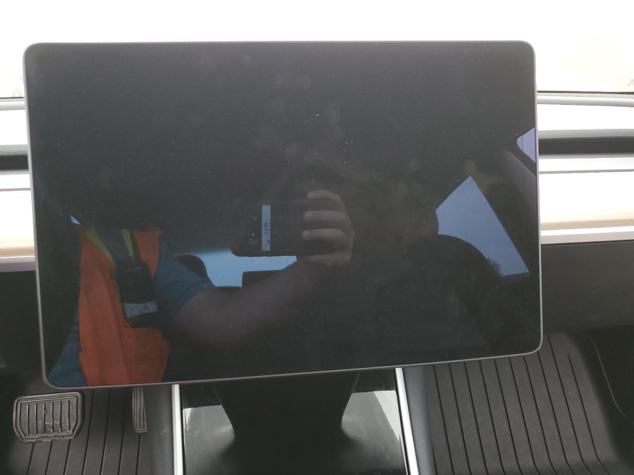 2019 Tesla Model 3 VIN: 5YJ3E1EAXKF487850 Lot: 67172225