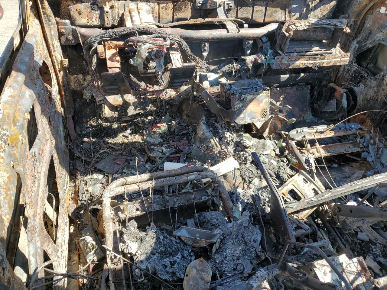 1999 Isuzu Rodeo S VIN: 4S2CM58W3X4369854 Lot: 69997475