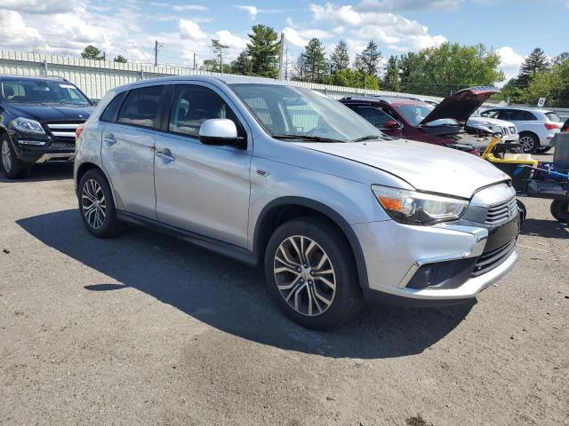  MITSUBISHI OUTLANDER 2017 Серебристый