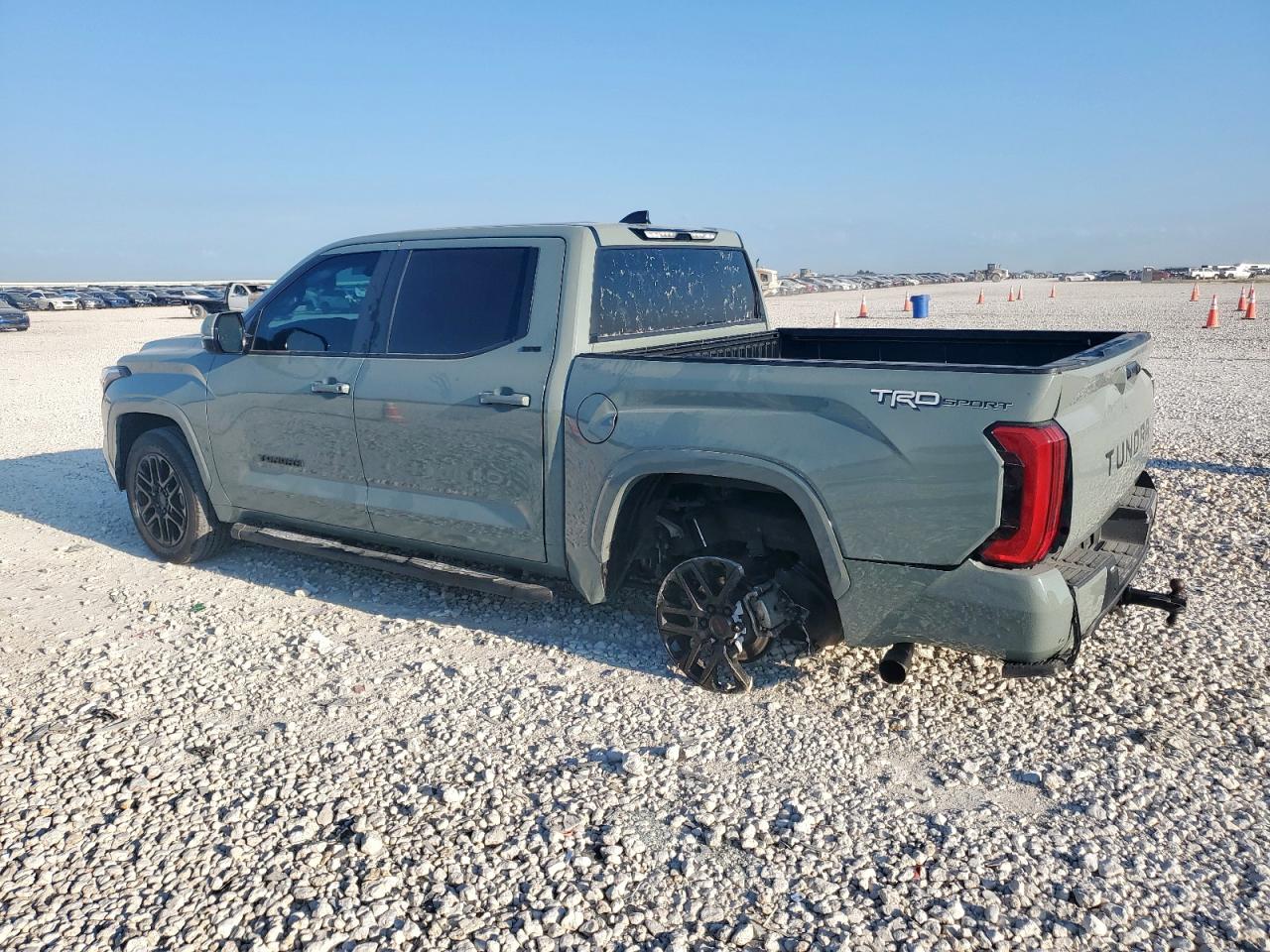 2023 Toyota Tundra Crewmax Sr green null gas 5TFLA5AB0PX024081 photo #3