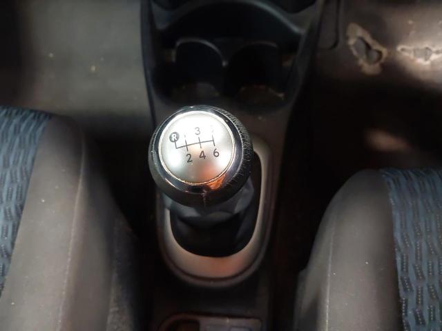 2012 TOYOTA YARIS TR V