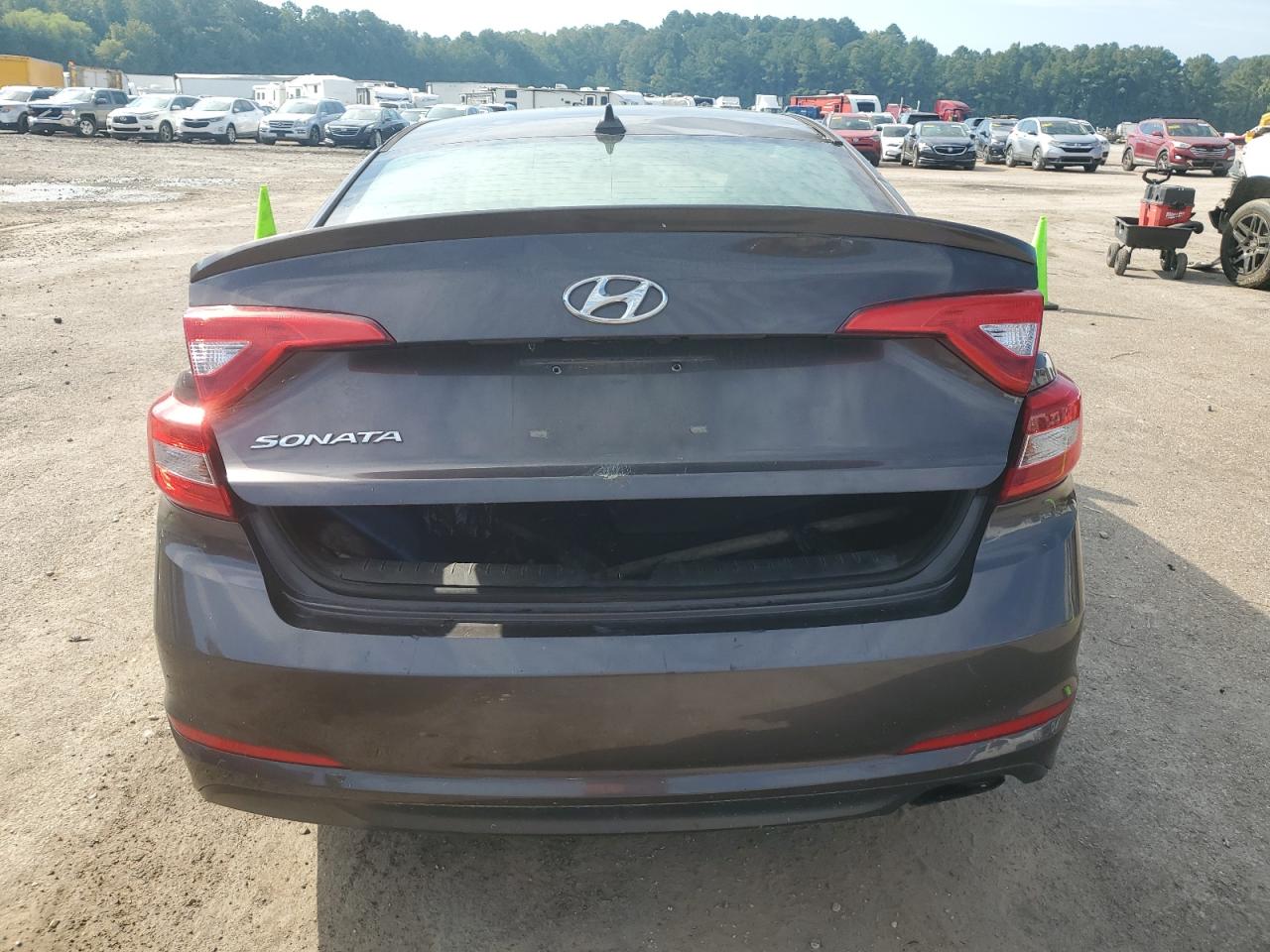 2017 Hyundai Sonata Se VIN: 5NPE24AF9HH443630 Lot: 69794005