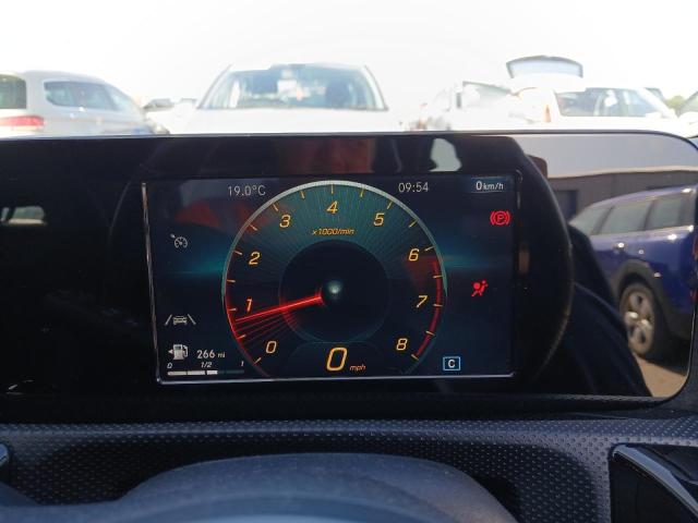 2019 MERCEDES BENZ A 200 AMG