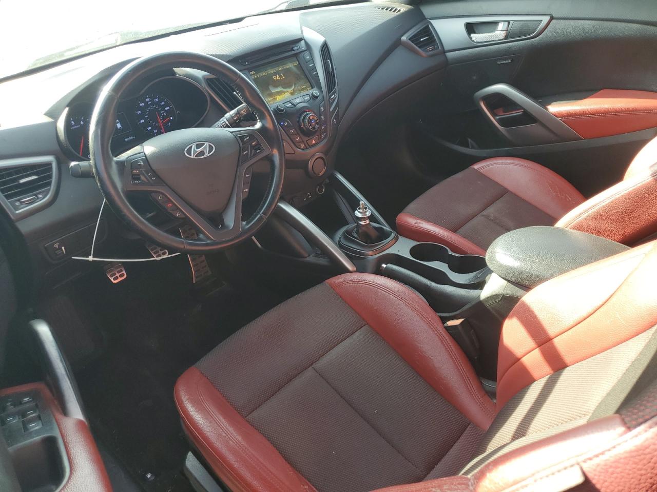 2016 Hyundai Veloster Turbo VIN: KMHTC6AEXGU287735 Lot: 67090275