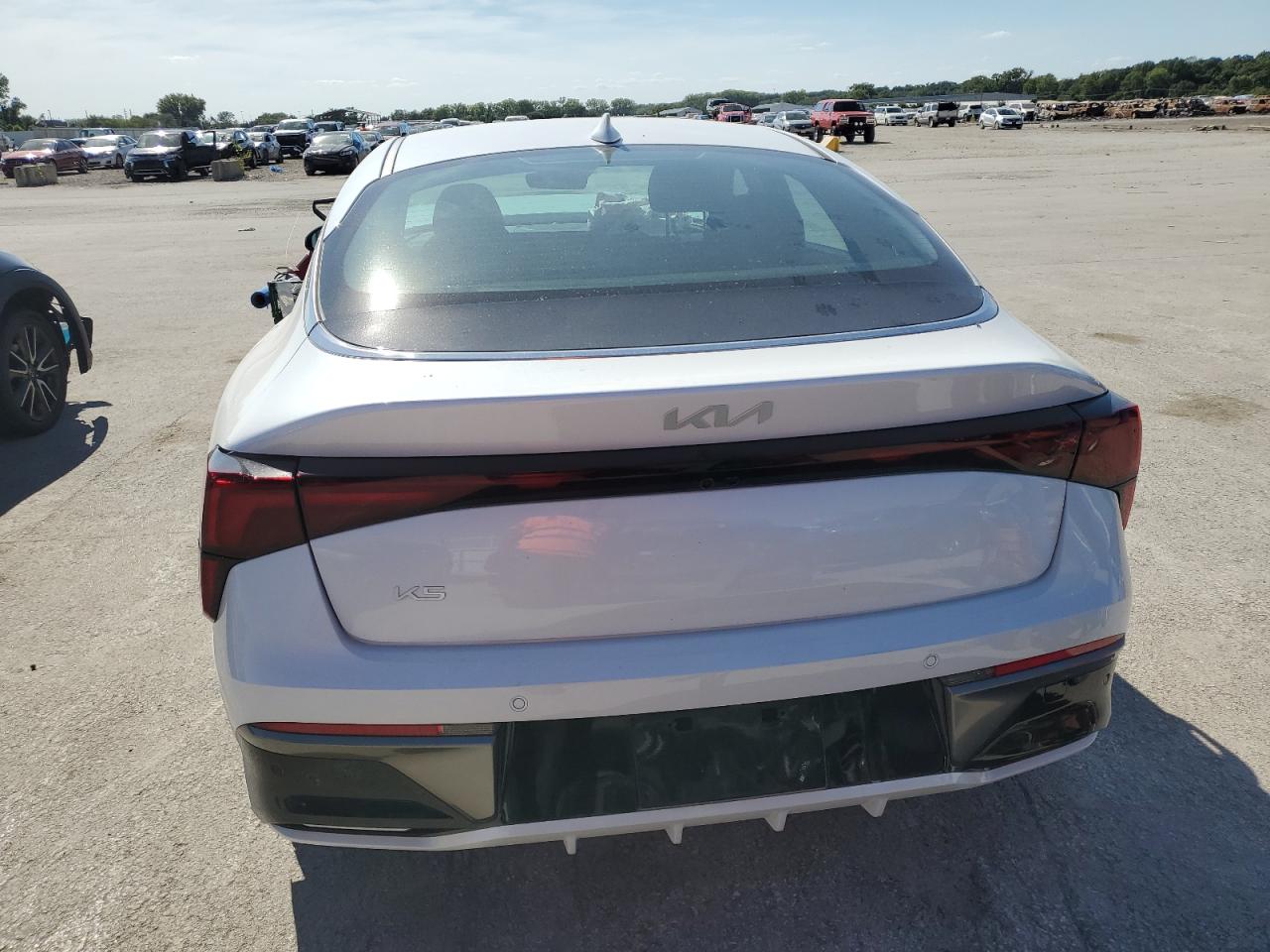 2025 Kia K5 Lxs VIN: KNAG24J7XS5369415 Lot: 70588245
