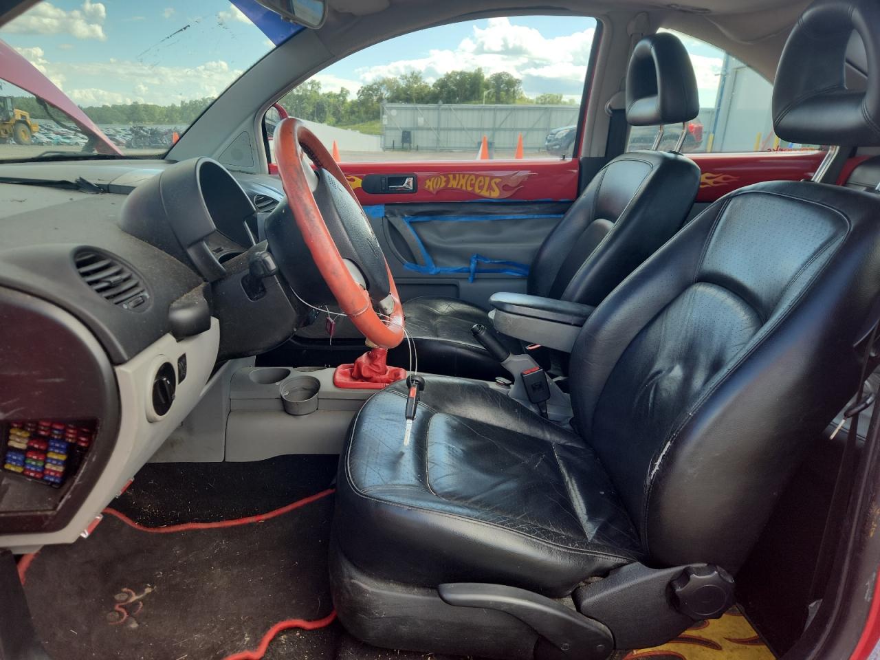 2000 Volkswagen New Beetle Glx VIN: 3VWDD21C9YM430514 Lot: 70367375