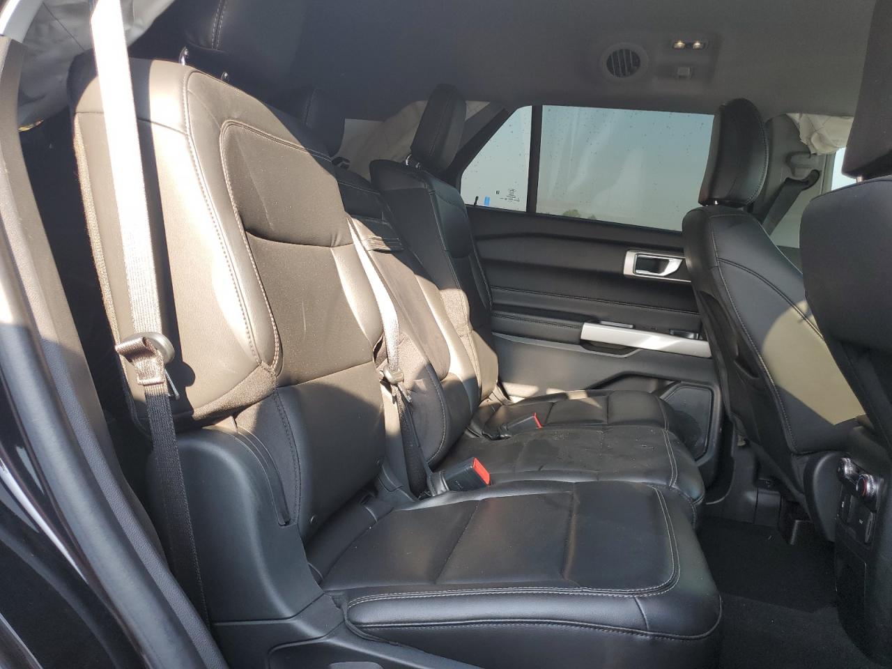 2022 Ford Explorer Xlt VIN: 1FMSK8DH0NGA15724 Lot: 69182225