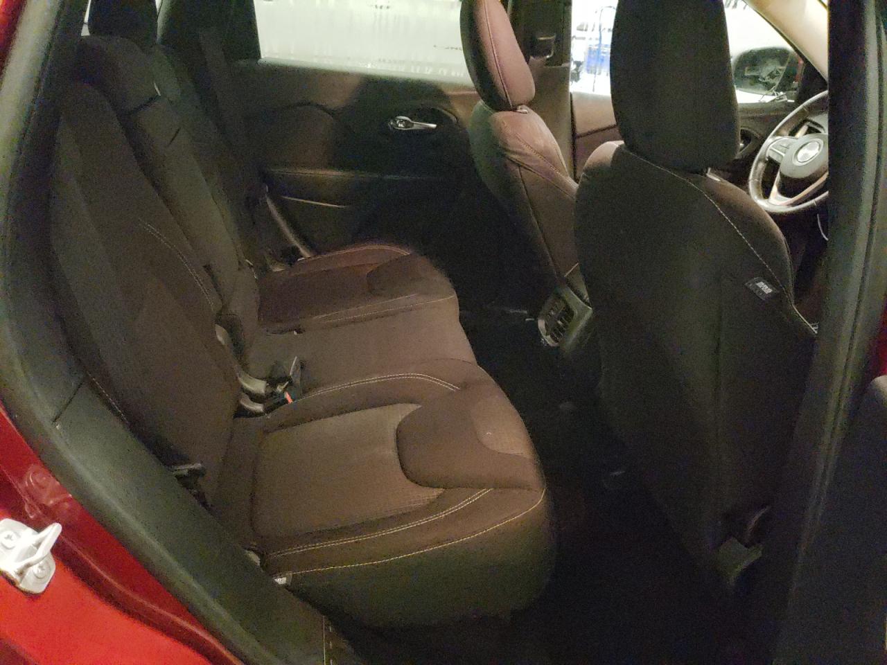 2017 Jeep Cherokee Latitude VIN: 1C4PJMCB0HW504119 Lot: 69650585