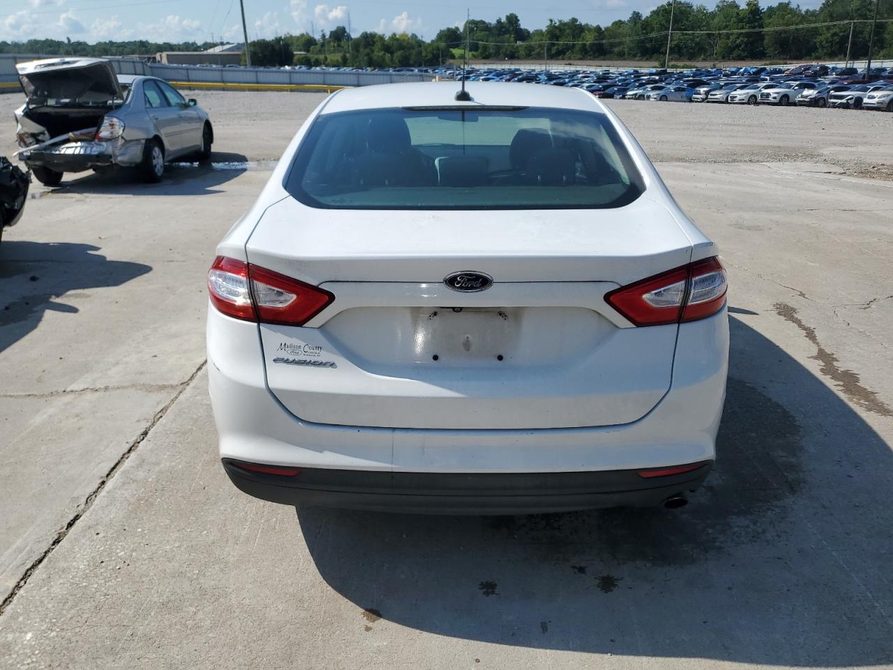 2015 Ford Fusion S VIN: 3FA6P0G70FR119836 Lot: 67228375