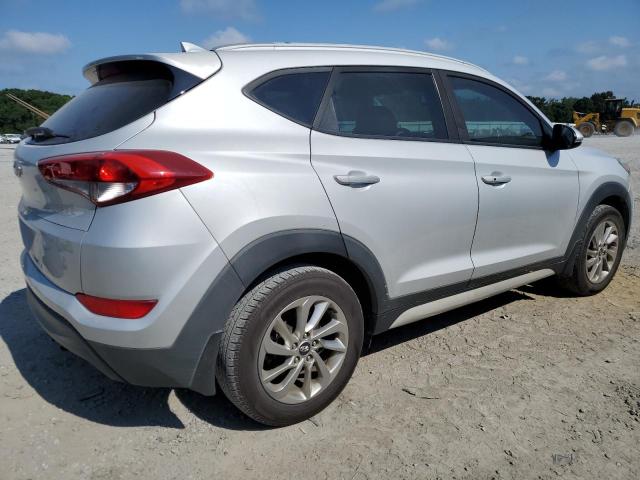  HYUNDAI TUCSON 2018 Серебристый