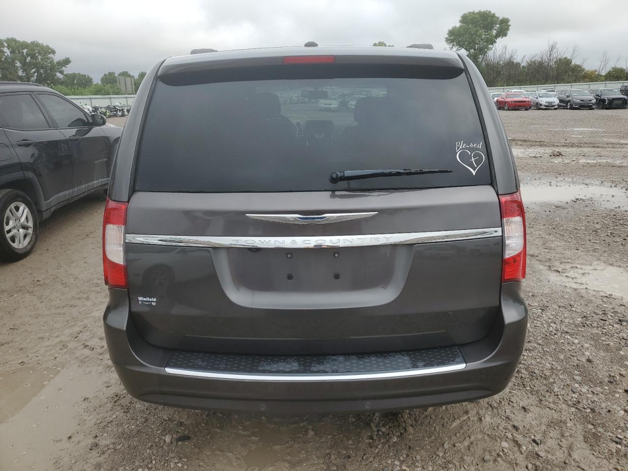 2016 Chrysler Town & Country Touring L VIN: 2C4RC1CG4GR303702 Lot: 68342885