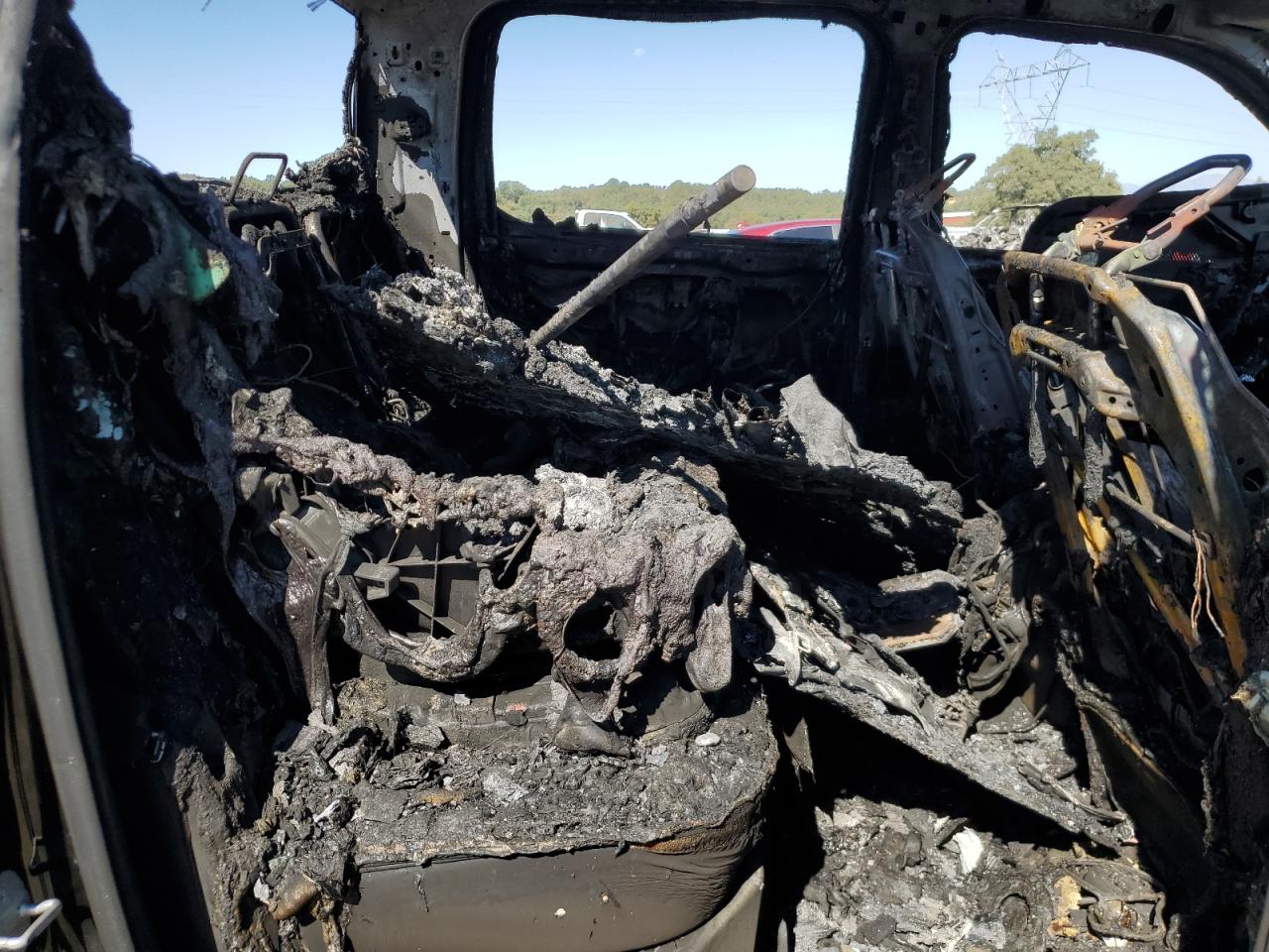 2019 Ram 1500 Laramie VIN: 1C6SRFRT5KN900467 Lot: 68724385